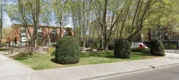 Здание 295м² в Вальядолид, Испания № 180064 3