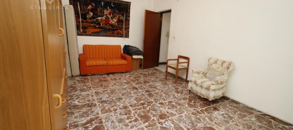 Casa de 4 habitaciónes en Palagonia, Italy No. 237503 22