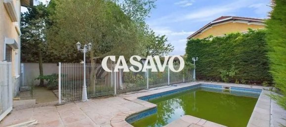 5 chambres Maison à Décines-Charpieu, France No. 284261 19