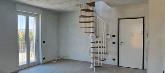 Apartamento de 4 dormitorios en Asti, Italy No. 317456 6