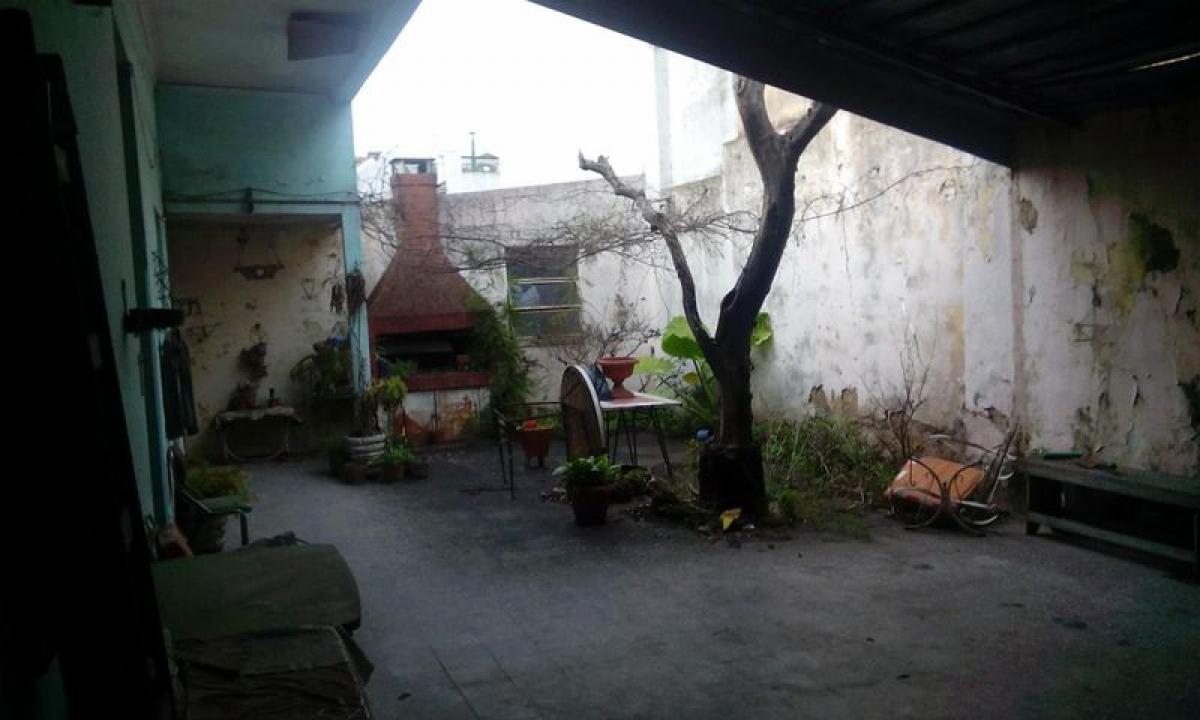 4 bedrooms Land in Buenos Aires, Argentina No. 112415