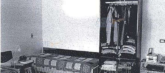 3-salle Appartement à Potenza, Italy No. 97666 13