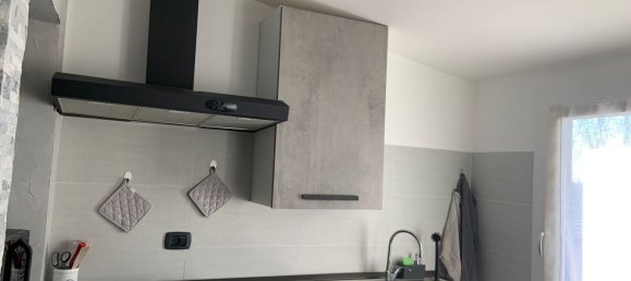 3 rooms Apartment in Lavagno, Italy No. 225167 5