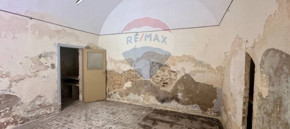 3 bedrooms House in Ragusa, Italy No. 380122 4