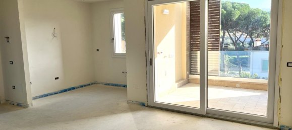 5 rooms Penthouse in Vaiano, Italy No. 15294 8