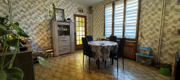 6-salle Maison à Hirson, France No. 154951 2