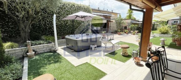 5 rooms Villa in Dosolo, Italy No. 157912 10