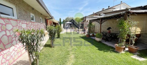 5 rooms Villa in Dosolo, Italy No. 157912 4