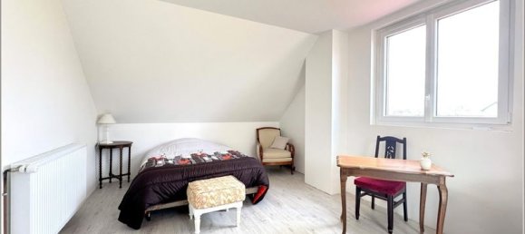 4 bedrooms House in Courville-sur-Eure, France No. 64351 10