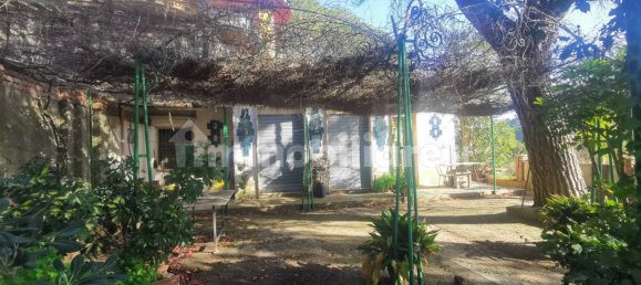 3 غرف نوم فيلا في Messina, Italy رقم 72742 34