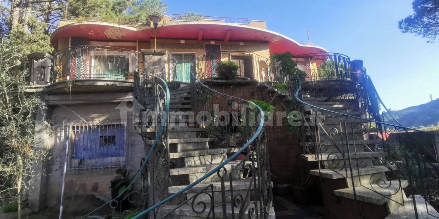 3 غرف نوم فيلا في Messina, Italy رقم 72742