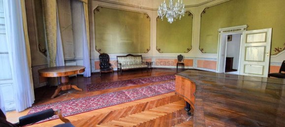 8 bedrooms Villa in Desio, Italy No. 209384 12