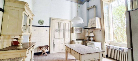 8 bedrooms Villa in Desio, Italy No. 209384 19