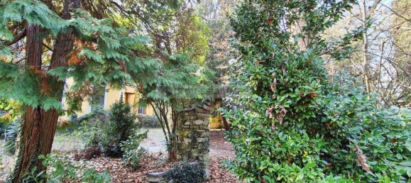 8 bedrooms Villa in Desio, Italy No. 209384 4