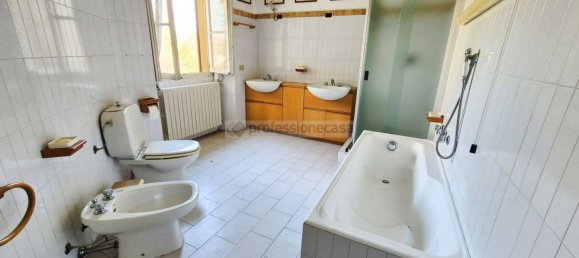 8 bedrooms Villa in Desio, Italy No. 209384 33
