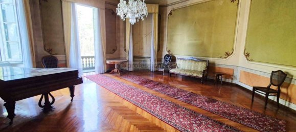 8 bedrooms Villa in Desio, Italy No. 209384 10