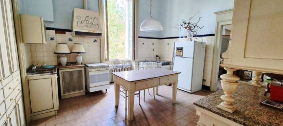 8 bedrooms Villa in Desio, Italy No. 209384 21