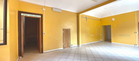 Коммерческая недвижимость с 2 комнатами в Джерманьяно, Италия № 370641 6