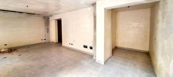 Propriété commerciale à Carini, Italy 15m² No. 336041 3