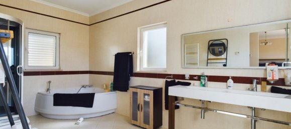 5 bedrooms House in Lagos, Portugal No. 136875 30