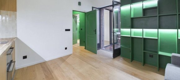 1 bedroom Apartment in Paris, France No. 173895 2