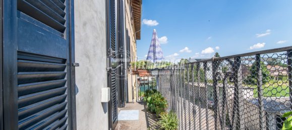 3 rooms Apartment in Lurago Marinone, Italy No. 275848 2