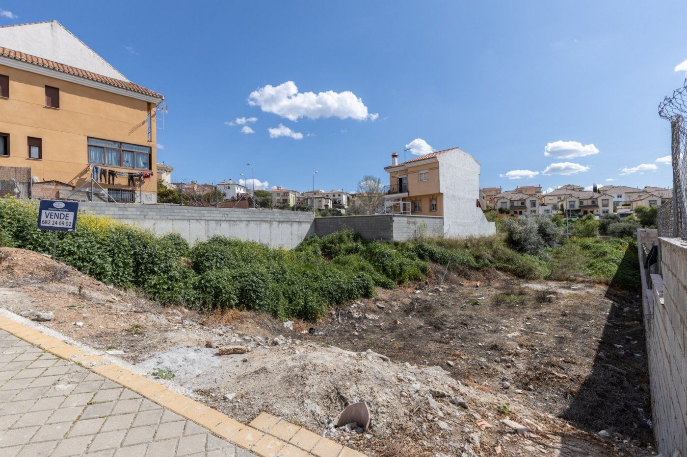 Grundstück in Jun, Spain 250m², Nr. 168880