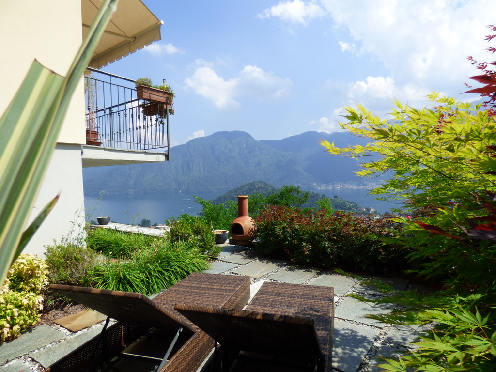 3 bedrooms Apartment in Tremezzina, Italy No. 57711