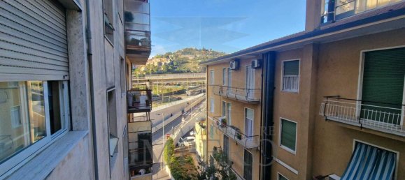 4 rooms Apartment in Ventimiglia, Italy No. 101431 2