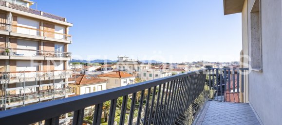 2 bedrooms Apartment in Camaiore, Italy No. 48905 20