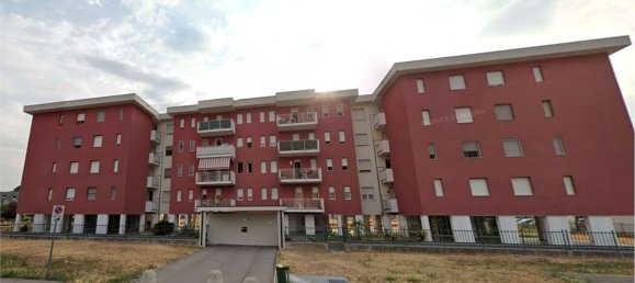 2 rooms Apartment in Garbagnate Milanese, Italy No. 6885 3