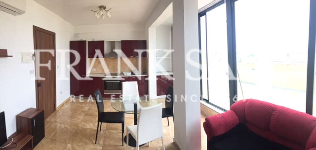 1 chambre Penthouse à Sliema, Malta No. 8708