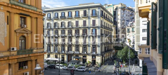 10 rooms Duplex in Naples, Italy No. 105291 9