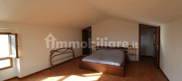 4 غرف نوم فيلا في Terranuova Bracciolini, Italy رقم 172134 14