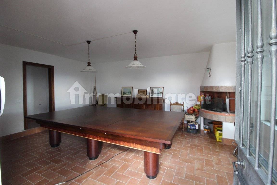 4 غرف نوم فيلا في Terranuova Bracciolini, Italy رقم 172134