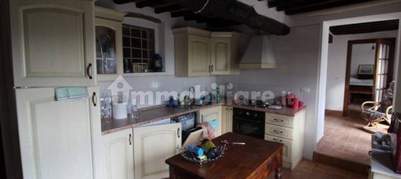 4 غرف نوم فيلا في Terranuova Bracciolini, Italy رقم 172134 3