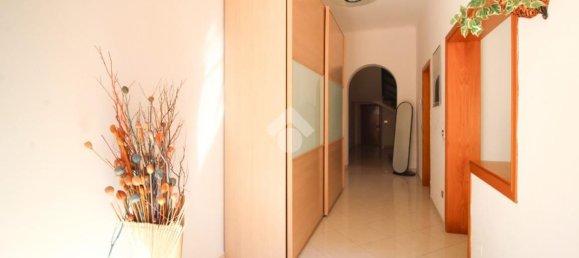 Квартира с 12 комнатами в Мартинсикуро, Италия № 269941 4