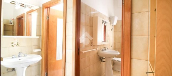 Квартира с 12 комнатами в Мартинсикуро, Италия № 269941 32