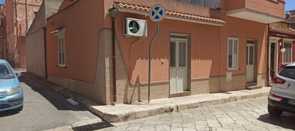 Casa de 6 divisões em Pachino, Italy N.º 63362 35