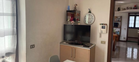 6 rooms Apartment in Nembro, Italy No. 277926 7