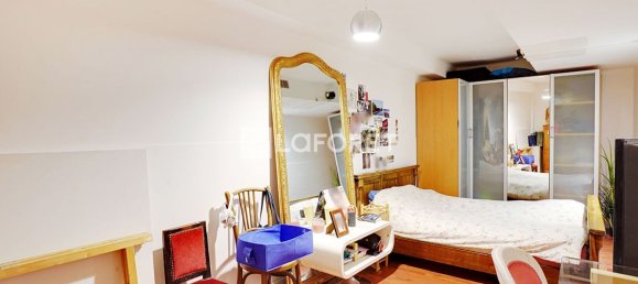 4 bedrooms Apartment in Paris, France No. 167311 8