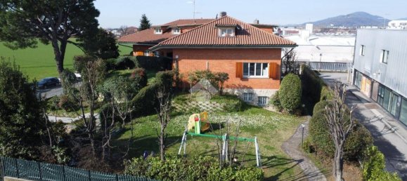Apartamento T2 em Mozzo, Italy N.º 374664 18