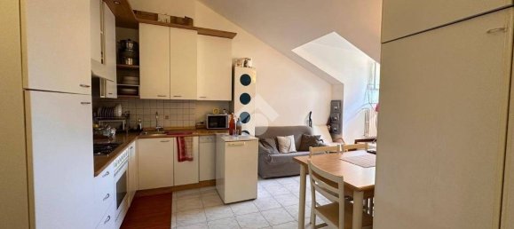 Apartamento T2 em Mozzo, Italy N.º 374664 10