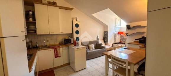 Apartamento T2 em Mozzo, Italy N.º 374664 5