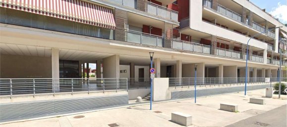 3 Schlafzimmer Wohnung in Brescia, Italy, Nr. 365643 6