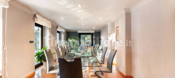 6 bedrooms Villa in Turin, Italy No. 135871 22
