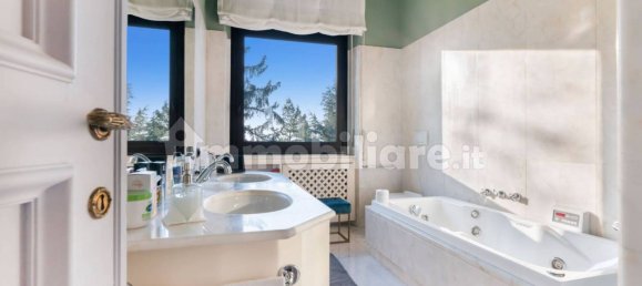 6 bedrooms Villa in Turin, Italy No. 135871 30