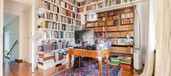 6 bedrooms Villa in Turin, Italy No. 135871 18