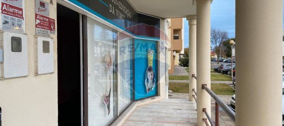 99m² Commercial property in Sines, Portugal No. 64332 2