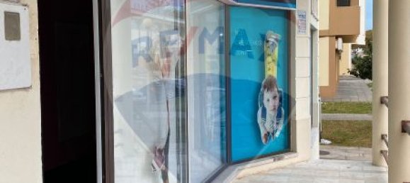 99m² Commercial property in Sines, Portugal No. 64332 3